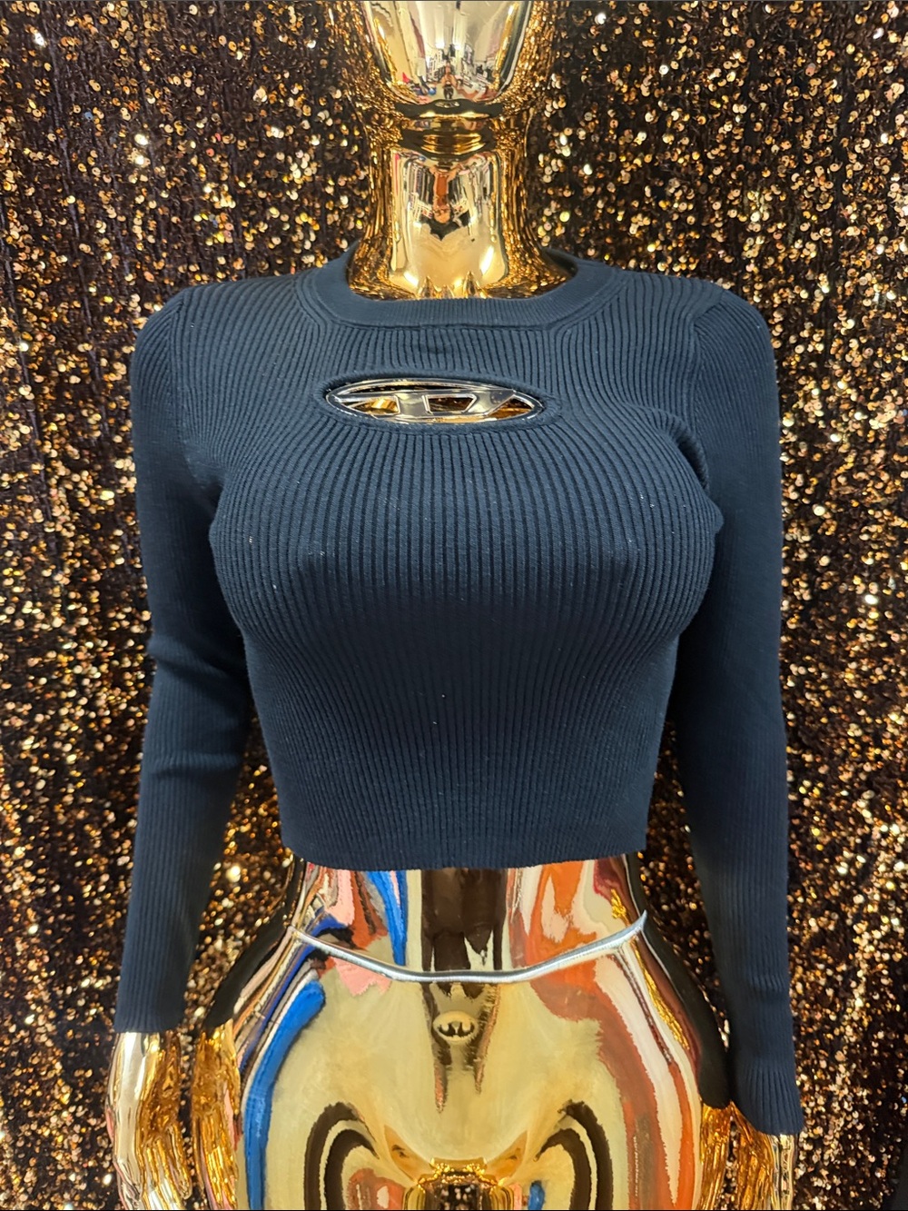 Black Ribbed Long-Sleeve Crop Top with Front Cutout